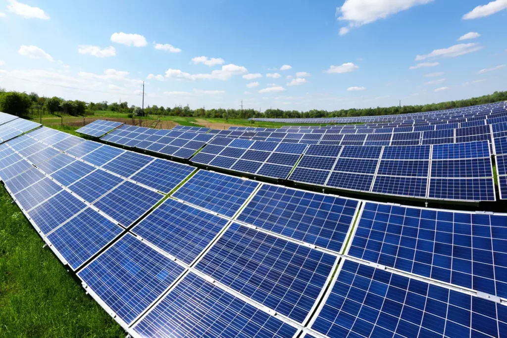 ¿Cómo funcionan los paneles solares?